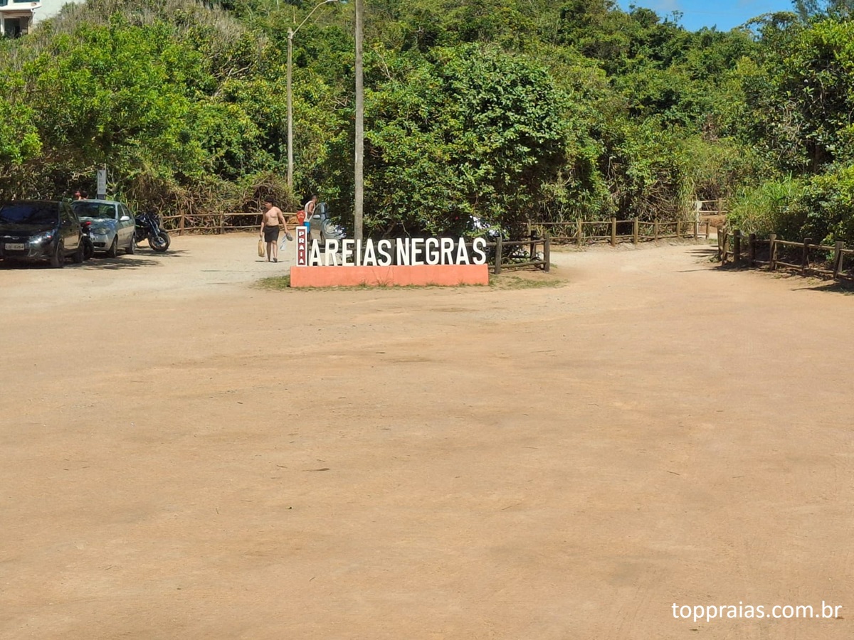 Praia das Areias Negras em Rio das Ostras
