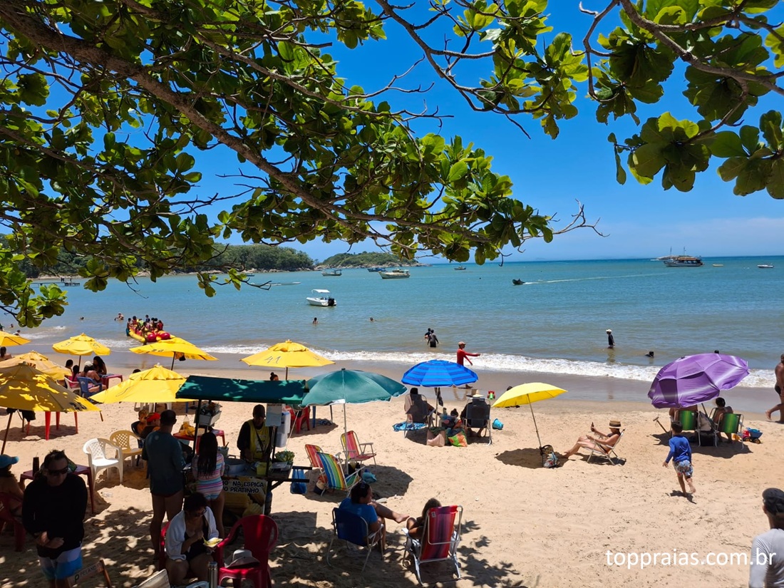 Praia do Cemitério em Rio das Ostras