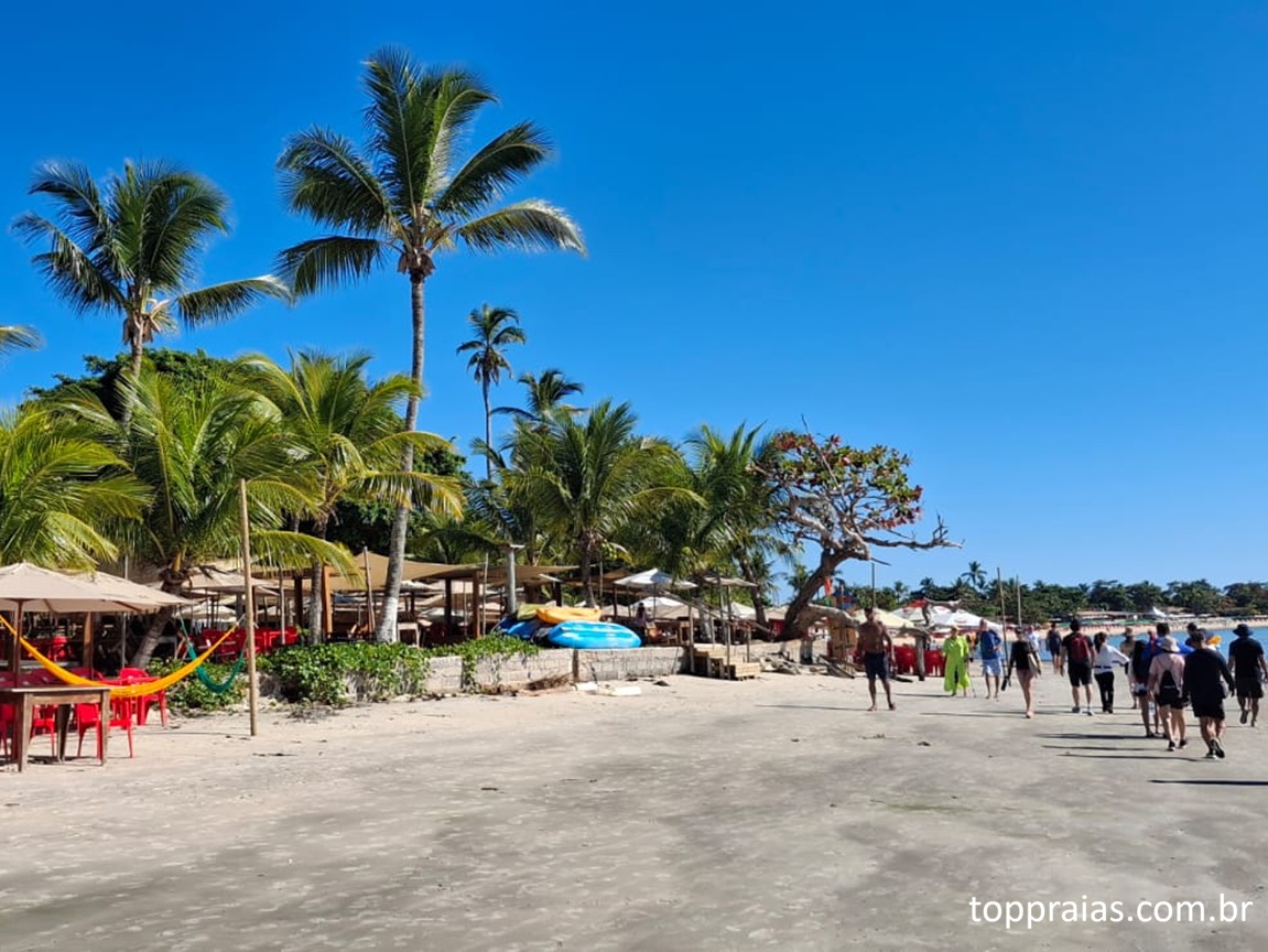 Caminho de Moisés na Praia de Coroa Vermelha