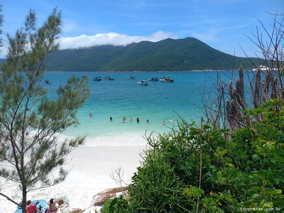Prainhas do Pontal do Atalaia em Arraial do Cabo